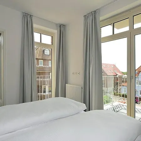 Anna Duene Anna Duene 2-39 Apartment